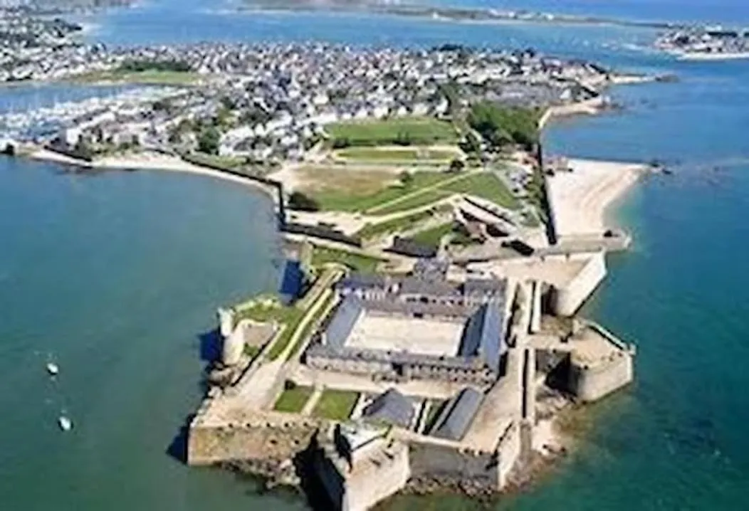 Апартаменты Le Kenav - Studio A 300 M Du Port Locmiquelic